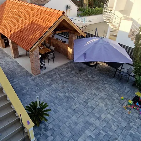 Renata פריבלאקה