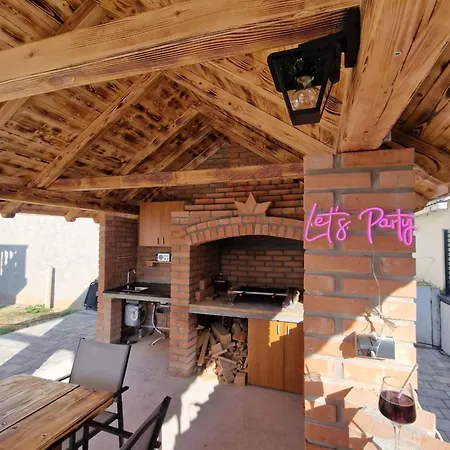 Renata بريفلاكا