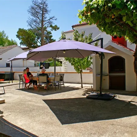 Apartment Renata