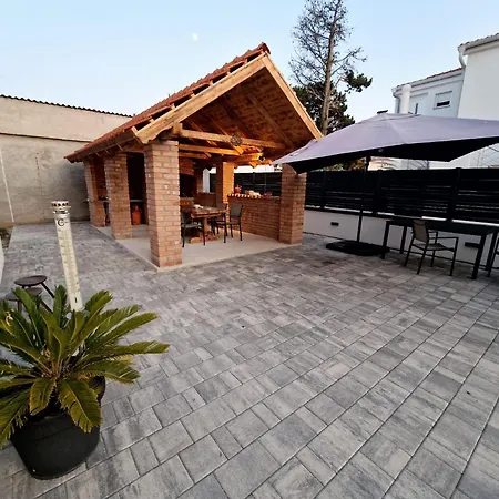 Renata Apartment