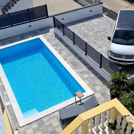 Renata Apartamento *